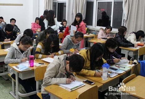 如何在大一学好本不想学的专业,然后大二转专业
