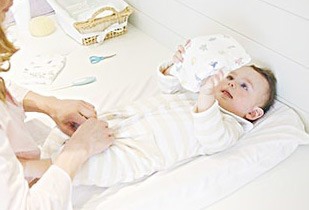 婴儿高烧不退怎么办