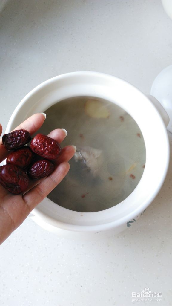 萝卜羊排汤的做法