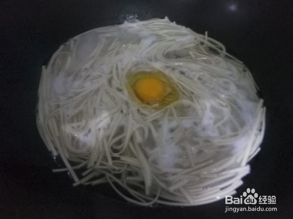 如何做鸡蛋香菜面(面条怎样烧好吃)