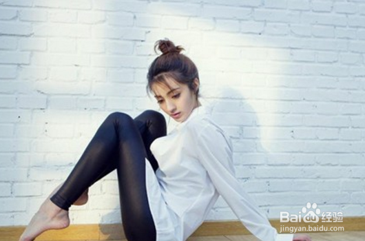 如何处理男朋友偷看美女的行为？