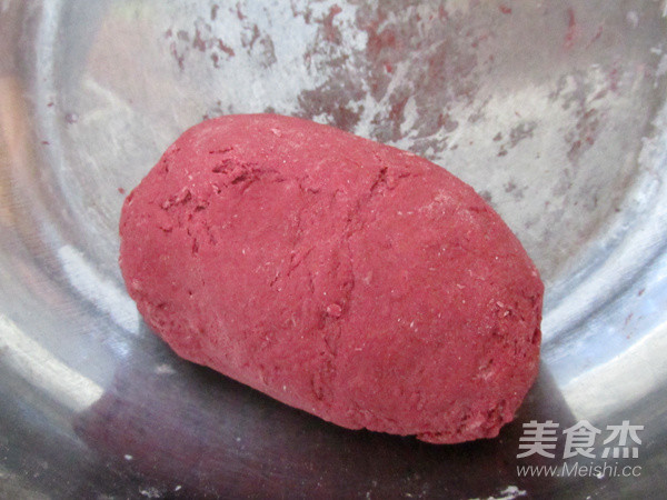 玫瑰花煎饺的做法