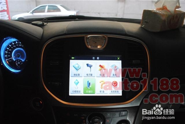 新款克莱斯勒300C原车屏幕升级导航,加装导航