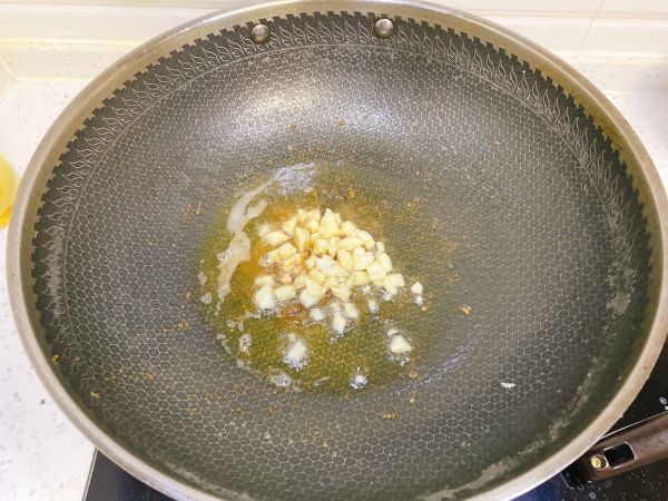 蒜蓉西兰花炒虾仁