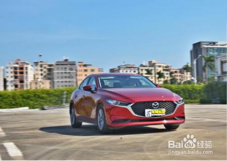 试驾全新马自达3：不吹不黑，这是优点和缺点一样多的测评报告
