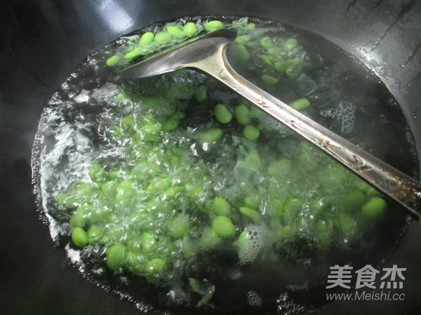 酸菜瘦肉丝炒毛豆