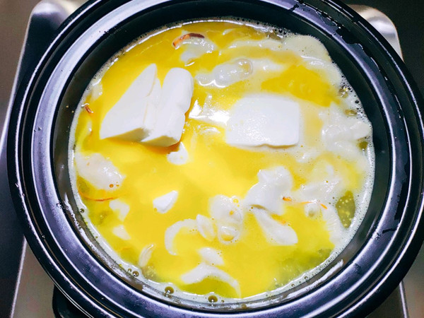 金汤虾仁豆腐羹