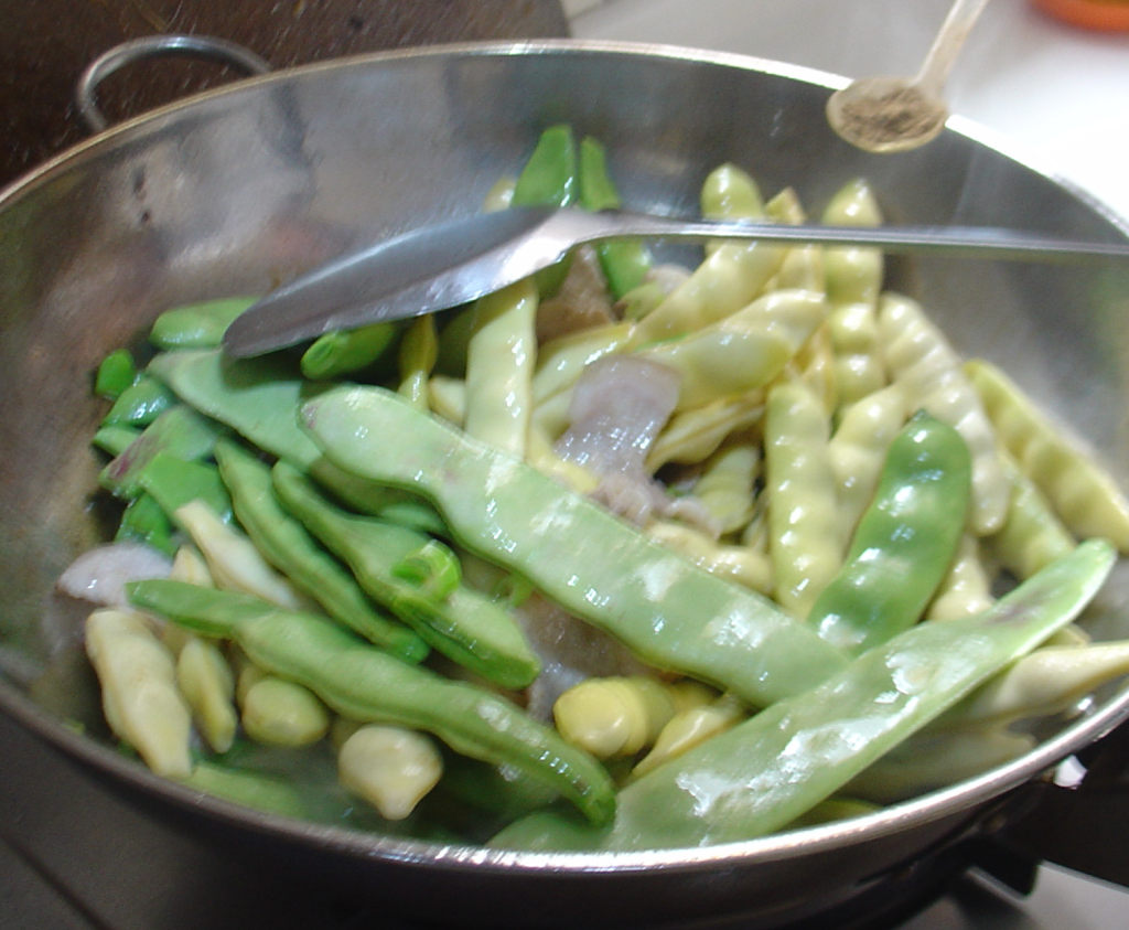 五花肉炖黄绿豆角的做法大全,味道真是好极了!