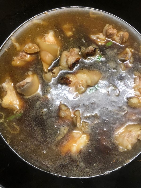 黄豆焖猪蹄香甜简易版