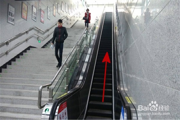 老年人乘换地铁要注意的几个小问题