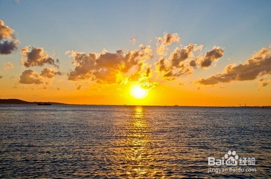 太阳初升怎么形容