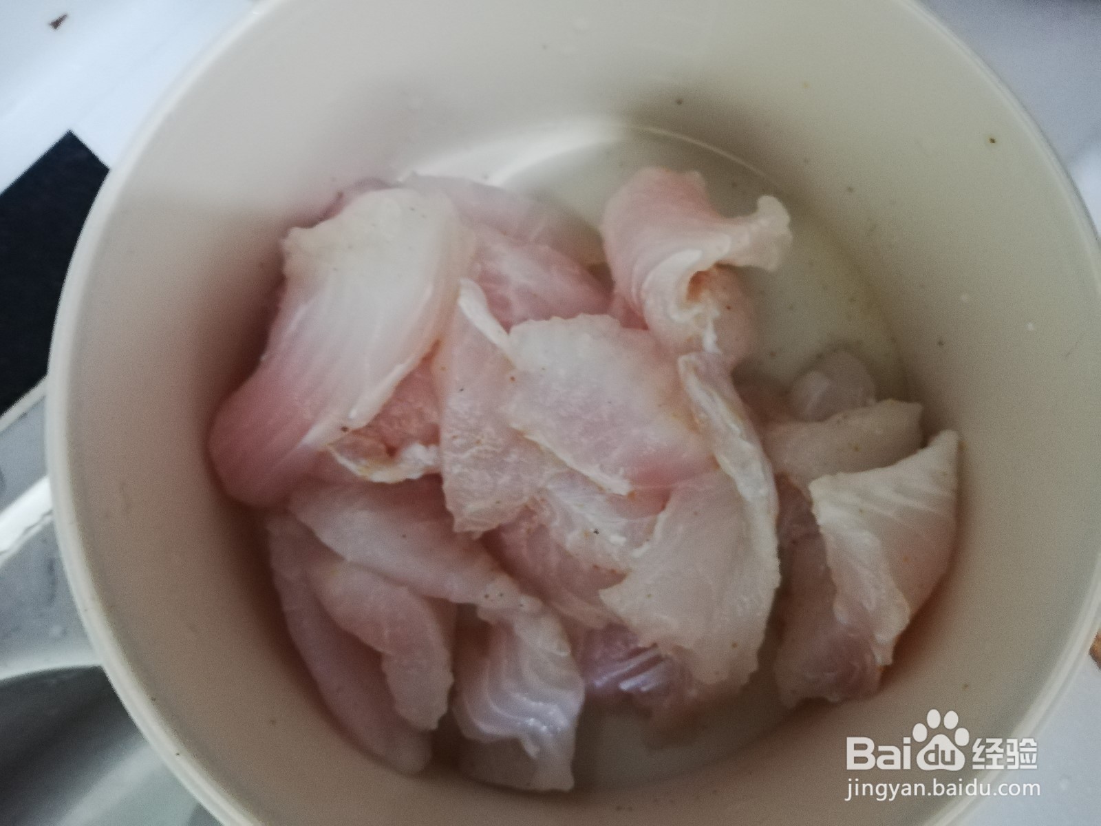 酸汤巴沙鱼的做法