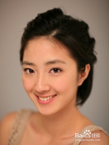 短发风情 女星都爱这一型