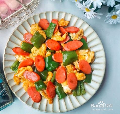 青椒火腿炒鸡蛋怎么做