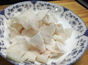 如何做温州特色菜——敲鱼?