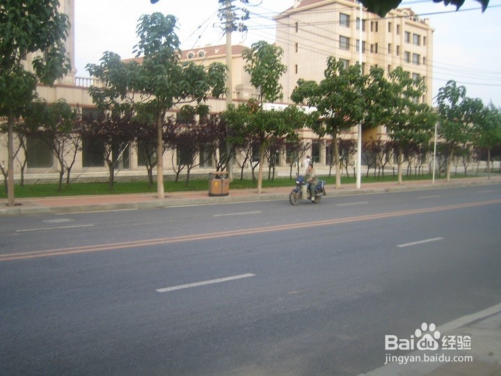 车辆在通道上行驶怎么保安全