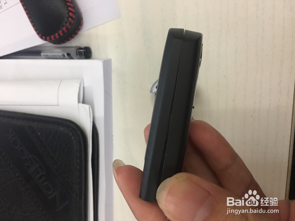 更换汽车摇控电池