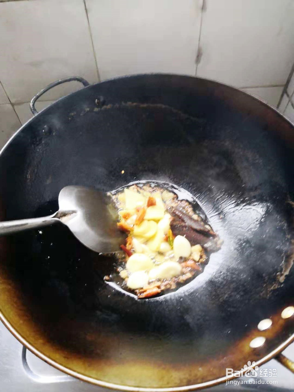 土豆黄焖鸡的做法