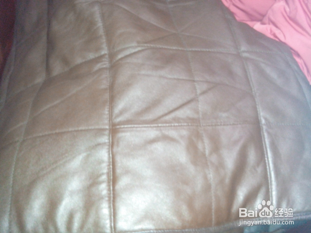 皮衣划破了怎样无痕修复？