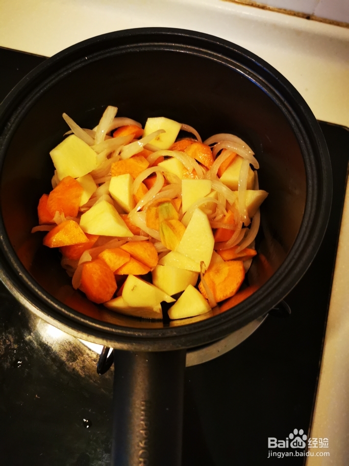 有颜有料的香肠奶油炖菜