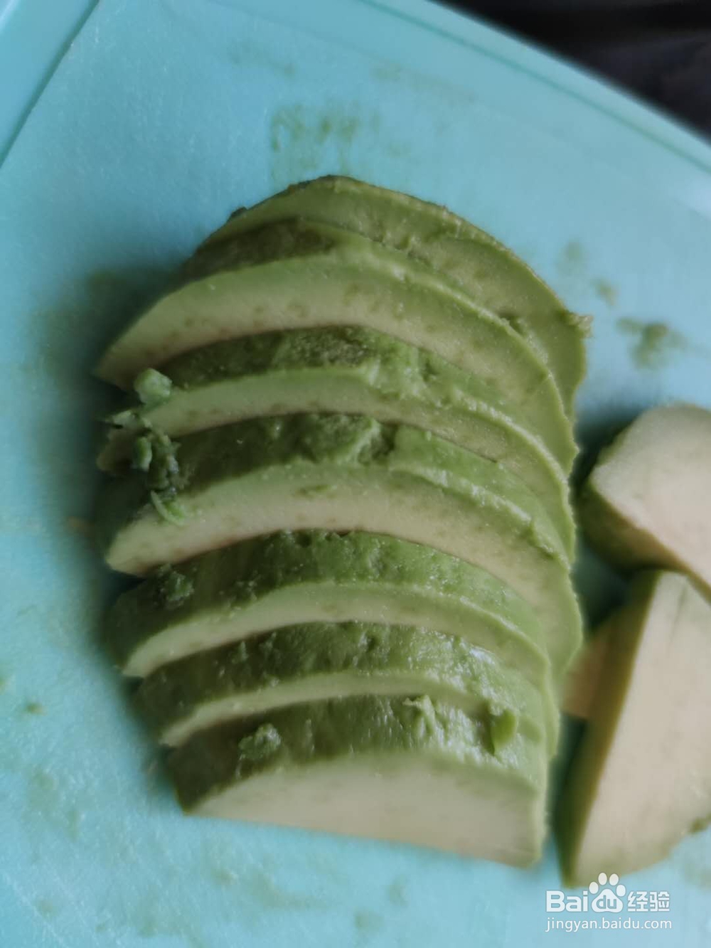 鸡蛋卷牛油果