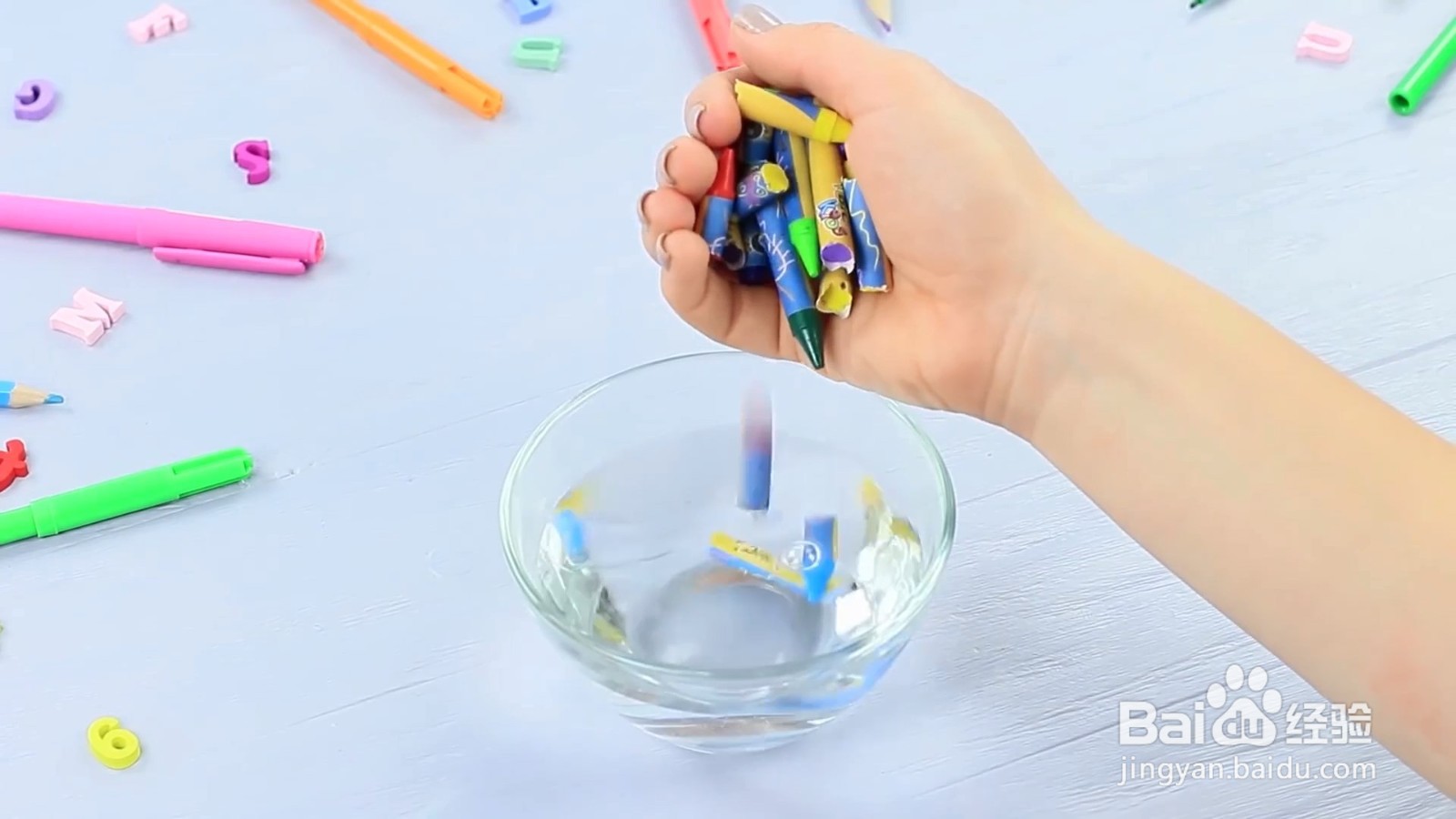 如何用旧蜡笔制作动物模具蜡笔？