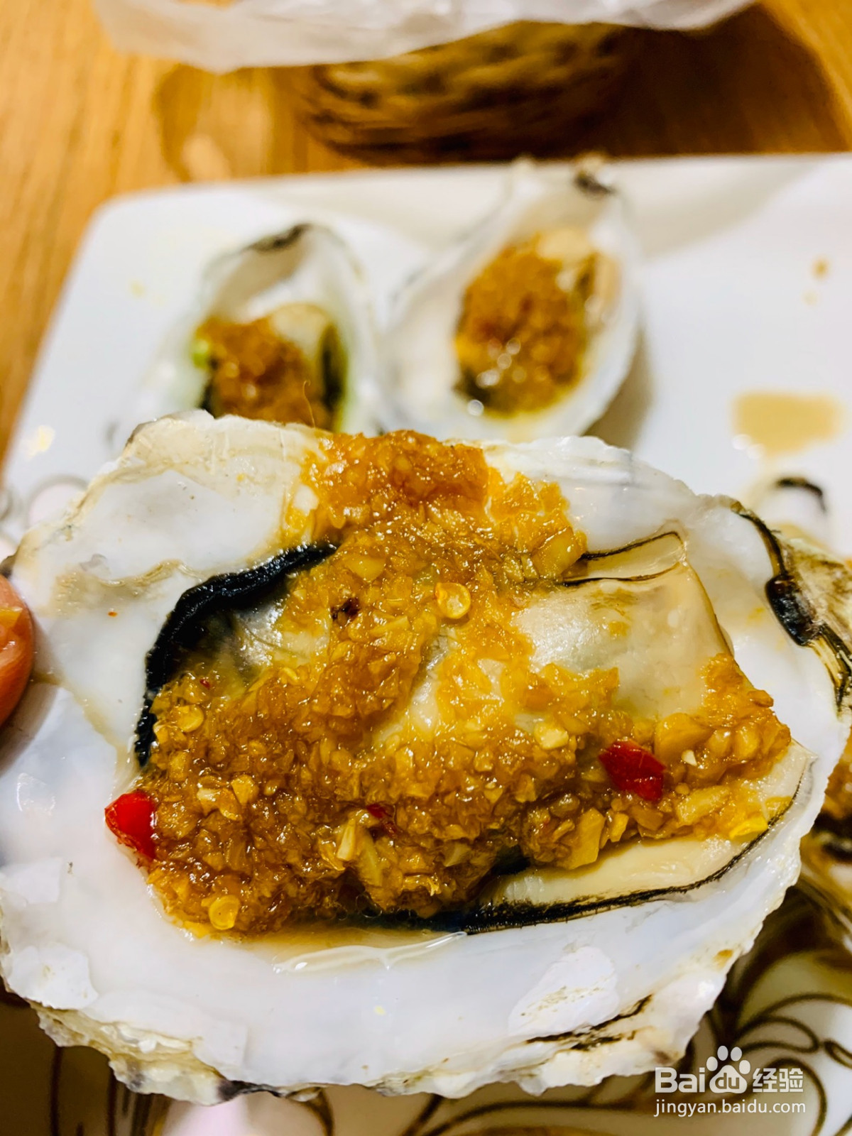 蒜蓉芝士焗生蚝的做法