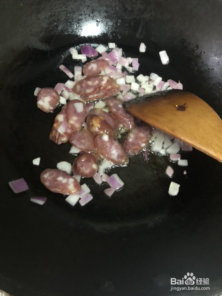 香飘十里的洋葱香肠炒饭