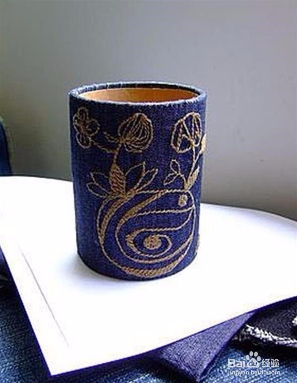 牛仔布DIY漂亮的手工笔筒创意制作教程
