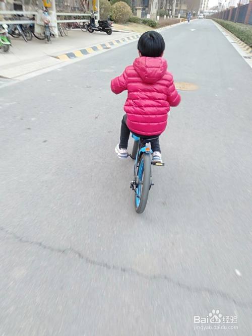 如何快速的教会小孩骑自行车?