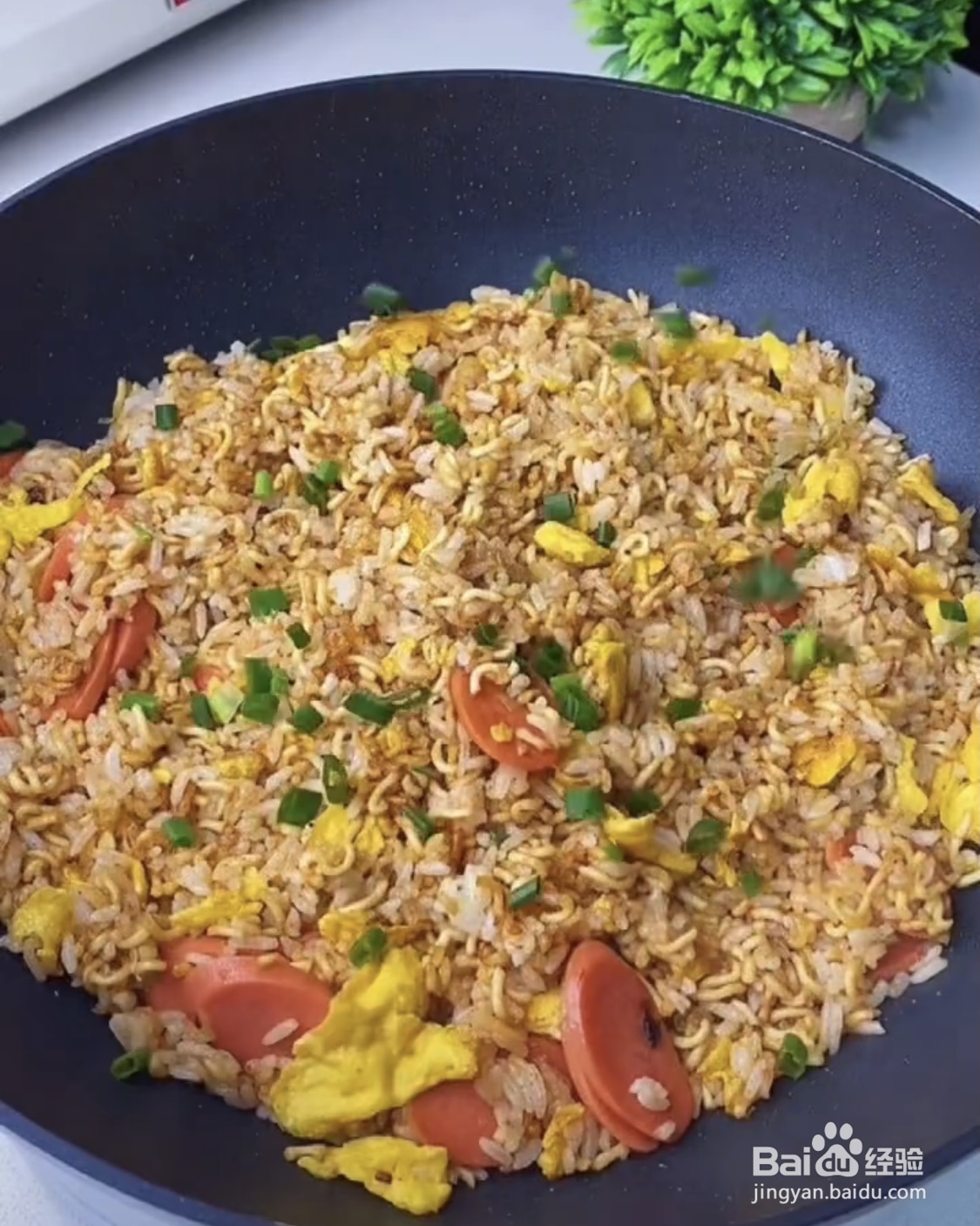 怎么制作好吃的方便面碎炒饭
