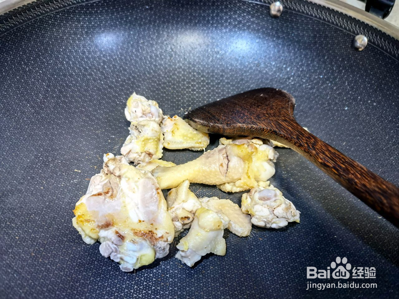 暖身黄酒煮鸡的做法