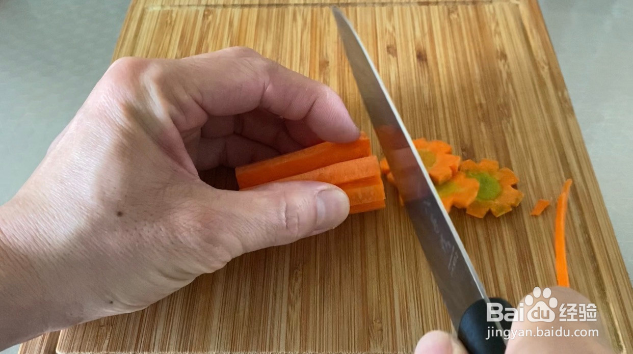 腊味煲仔饭的做法