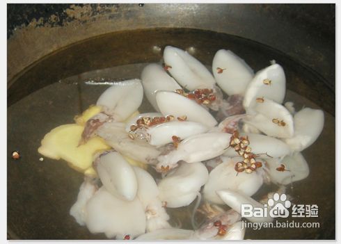 七月的第一道不错菜肴--香辣墨鱼仔