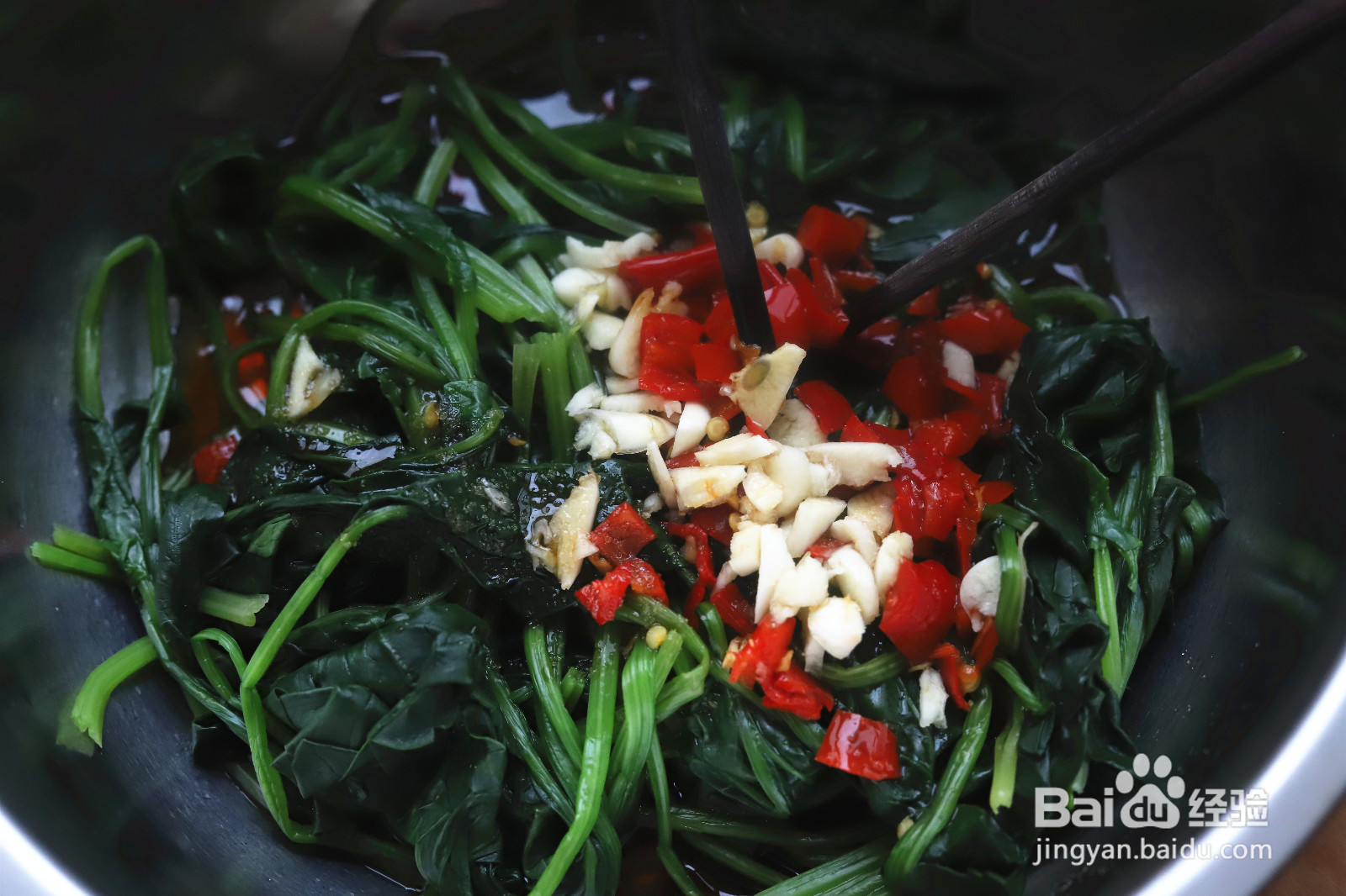 麻酱拌菠菜的做法