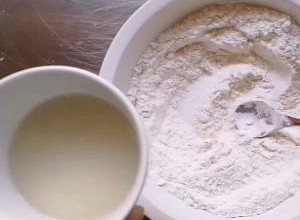 做包子该怎样发面