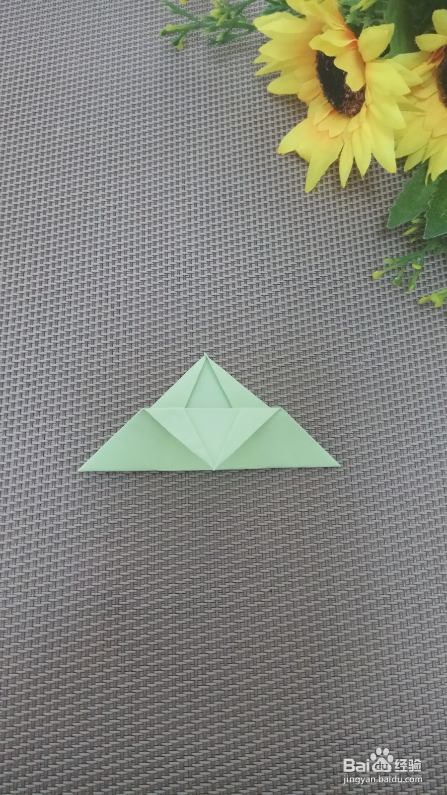 儿童折纸皇冠的做法