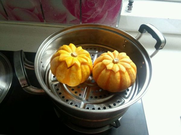 枸杞百合南瓜盅