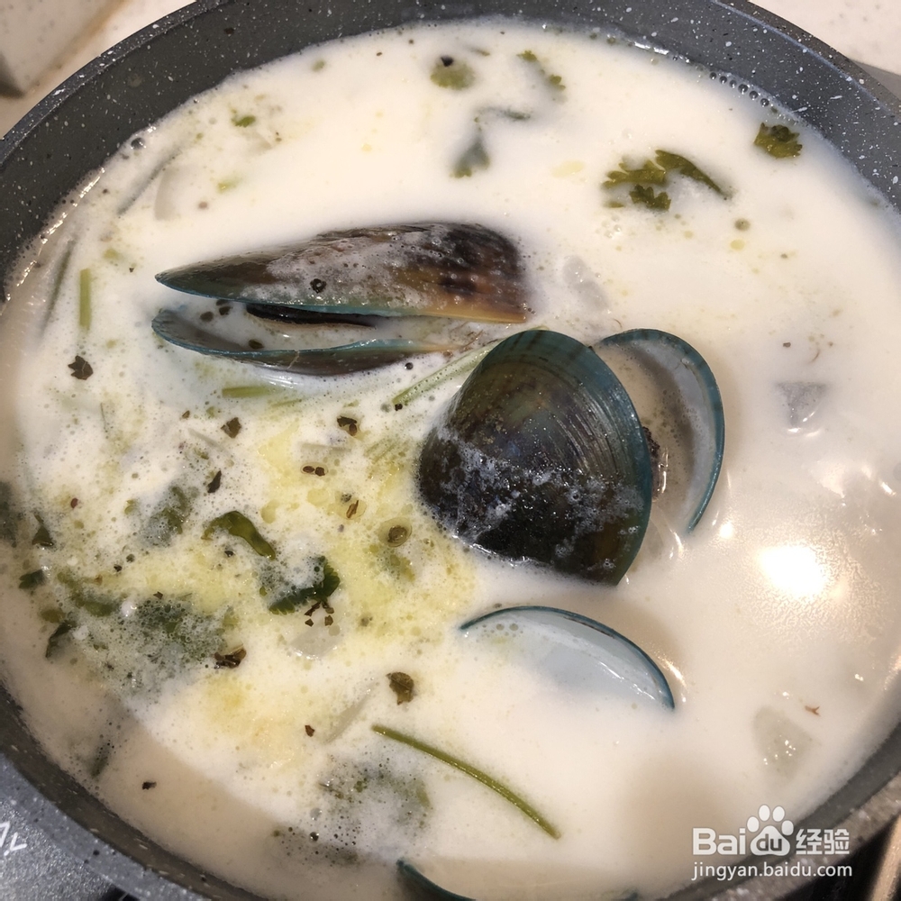 姐姐为我做的椰香白酒青口贝