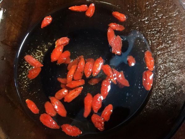 枸杞板栗蒸芋艿