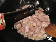 浓香木耳羊肉煲