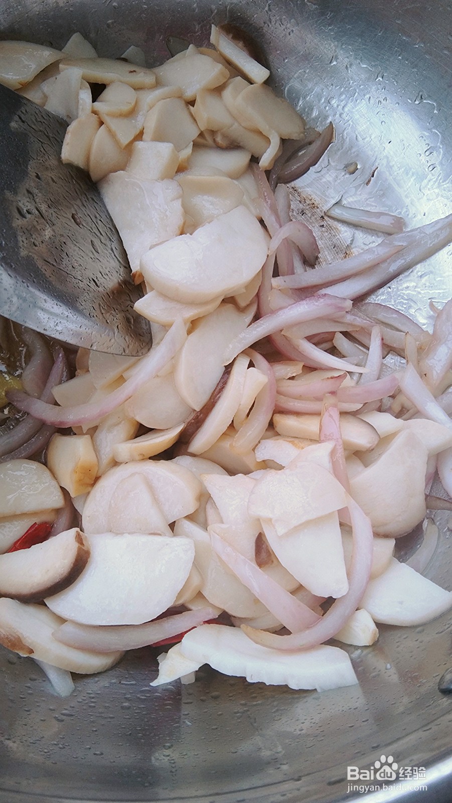 杏鲍菇炒洋葱