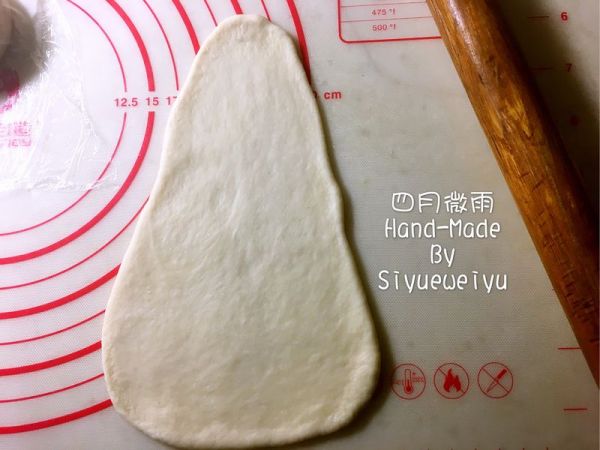 圣诞树千层豆沙面包