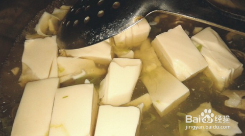 昂刺鱼烧豆腐的红烧做法