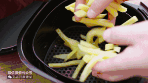 无需油炸，美味这下可以放心吃啦！——自制薯条