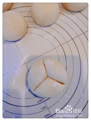 奶香开花馒头的做法