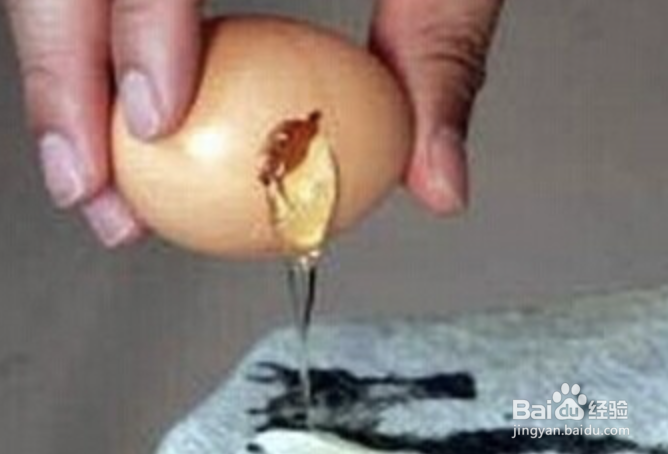 怎样去除泡泡糖残留