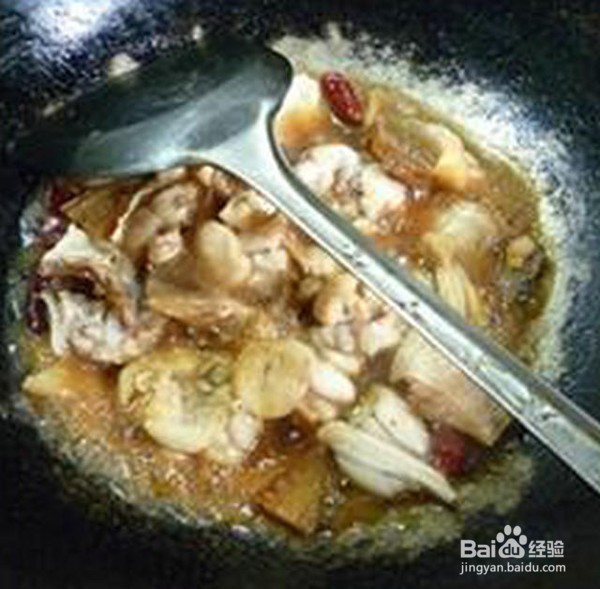 黄鱼鲞烧牛蛙的做法