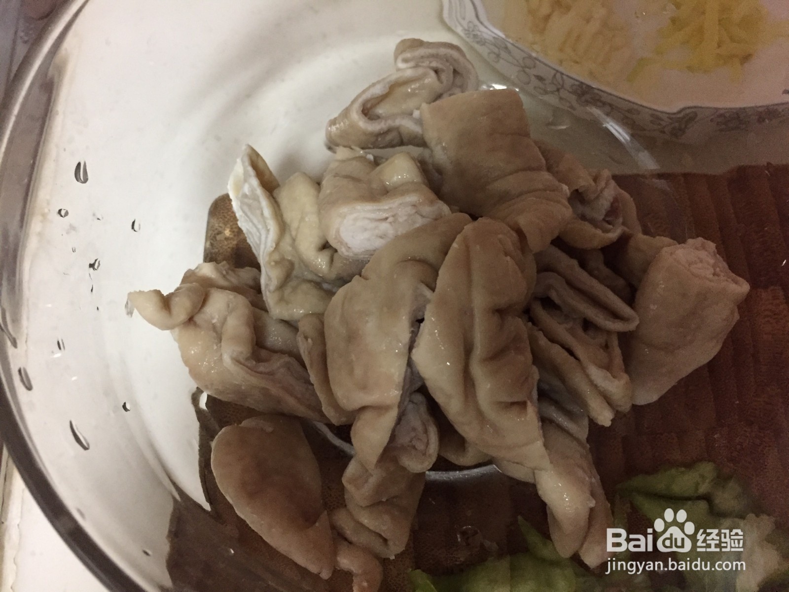 尖椒溜肥肠的做法