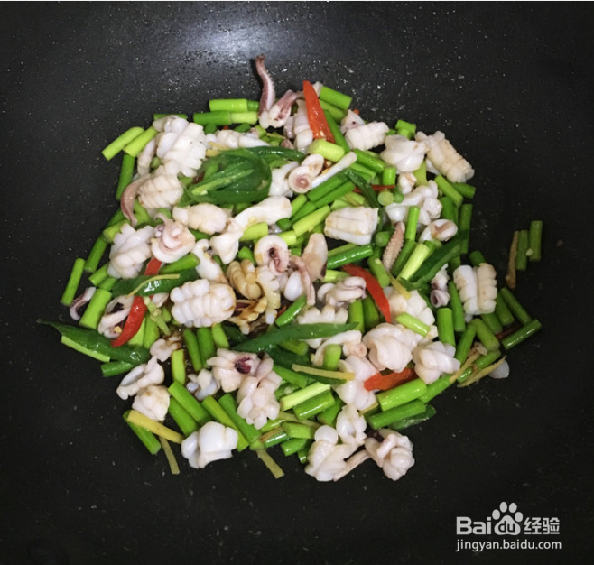 蒜苔炒鱿鱼怎么做？
